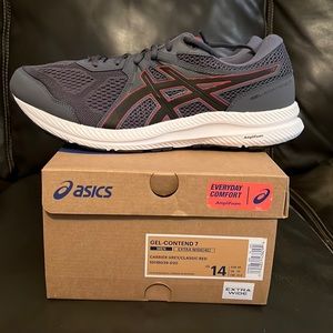 Never Been Worn Men’s Asics Tennis Shoes (Gel Contend 7)